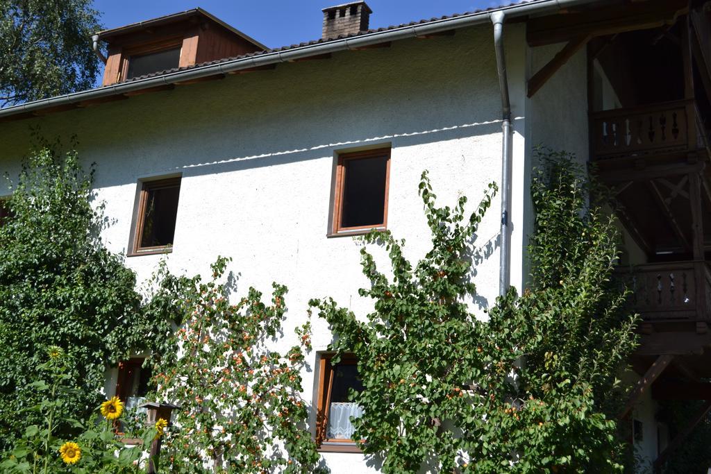 דירות ניוסטיפט אים סטובאיטל Haus Ruetzbach חדר תמונה